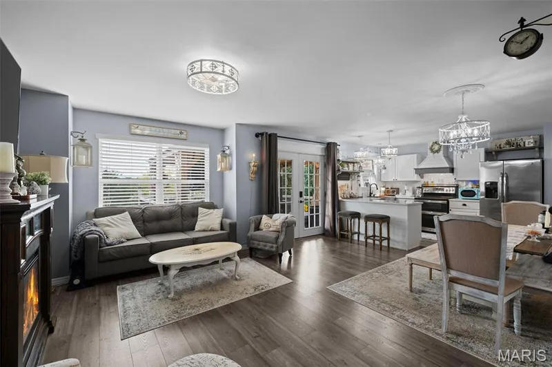 2145 Orchid Blossom Court, St Peters, MO 63376 — listing photo 8 of 24