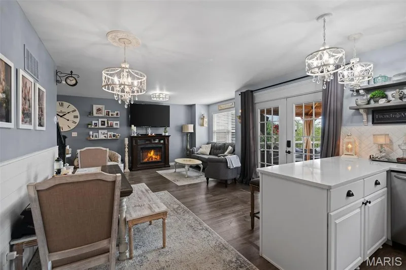 2145 Orchid Blossom Court, St Peters, MO 63376 — listing photo 9 of 24