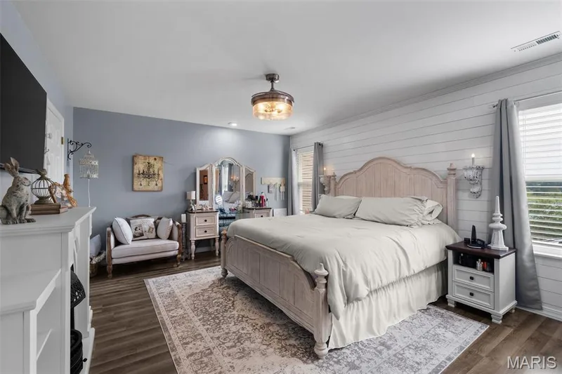 2145 Orchid Blossom Court, St Peters, MO 63376 — listing photo 16 of 24