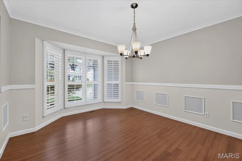 3277 Mango Drive, St Charles, MO 63301 — listing photo 13 of 55
