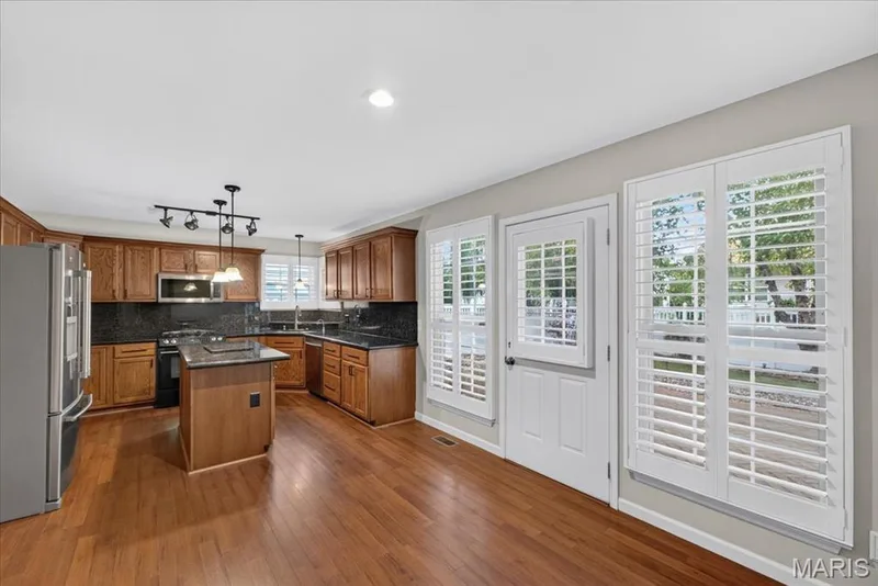3277 Mango Drive, St Charles, MO 63301 — listing photo 20 of 55