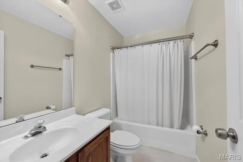 3277 Mango Drive, St Charles, MO 63301 — listing photo 38 of 55
