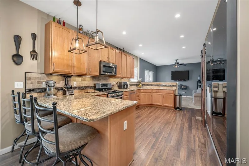 103 Mackintosh Lane, O'Fallon, MO 63368 — listing photo 9 of 71