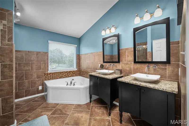103 Mackintosh Lane, O'Fallon, MO 63368 — listing photo 26 of 71
