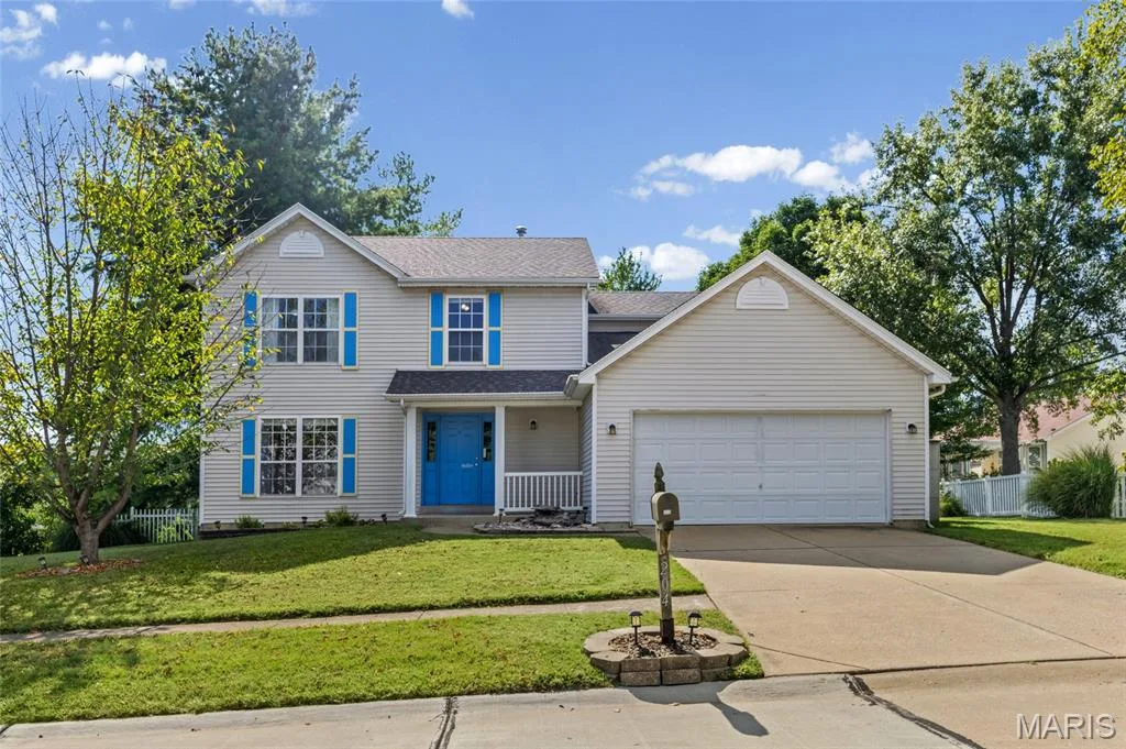 204 Boulder Point Drive, St Peters, MO 63376 — listing photo 1 of 42