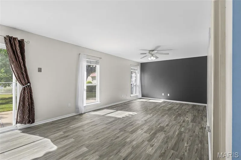 204 Boulder Point Drive, St Peters, MO 63376 — listing photo 12 of 42