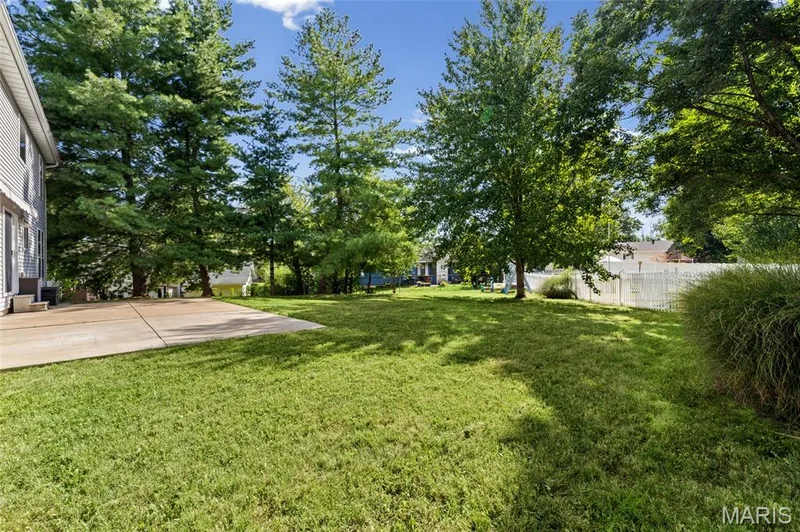 204 Boulder Point Drive, St Peters, MO 63376 — listing photo 35 of 42