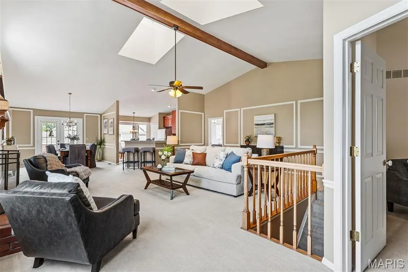 1902 Baxter Ridge Drive, Chesterfield, MO 63017 — listing photo 8 of 51