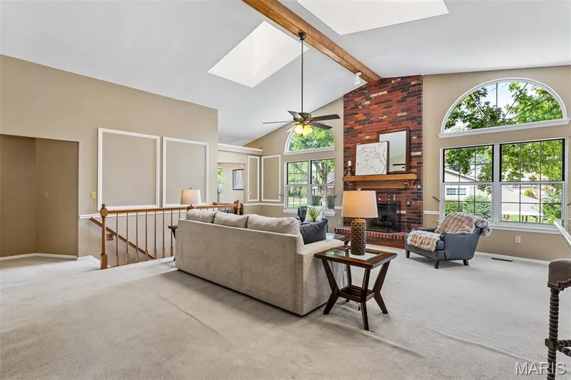 1902 Baxter Ridge Drive, Chesterfield, MO 63017 — listing photo 13 of 51