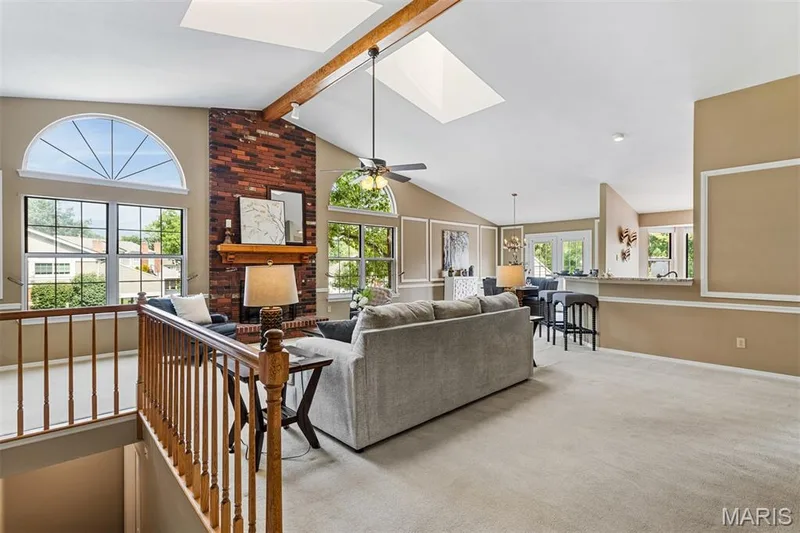 1902 Baxter Ridge Drive, Chesterfield, MO 63017 — listing photo 15 of 51