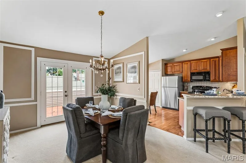 1902 Baxter Ridge Drive, Chesterfield, MO 63017 — listing photo 21 of 51