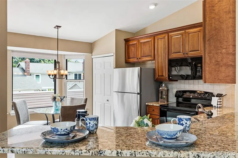 1902 Baxter Ridge Drive, Chesterfield, MO 63017 — listing photo 22 of 51
