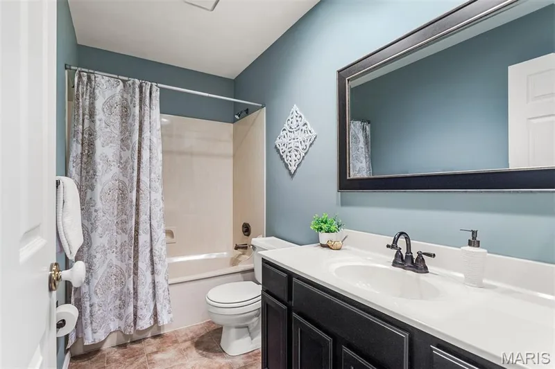 1902 Baxter Ridge Drive, Chesterfield, MO 63017 — listing photo 39 of 51