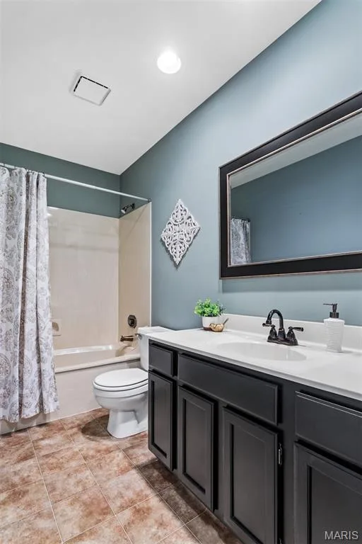 1902 Baxter Ridge Drive, Chesterfield, MO 63017 — listing photo 40 of 51