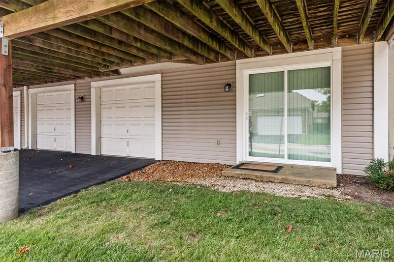 1902 Baxter Ridge Drive, Chesterfield, MO 63017 — listing photo 47 of 51