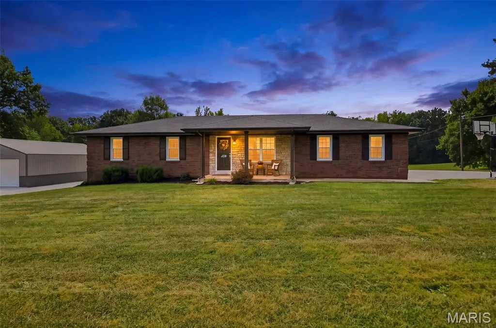 4230 Highway P, Wentzville, MO 63385 — listing photo 1 of 81
