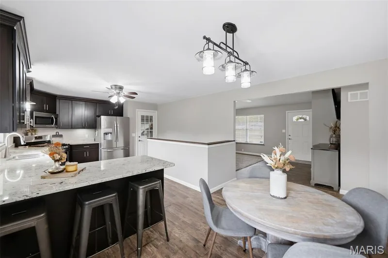 4230 Highway P, Wentzville, MO 63385 — listing photo 16 of 81