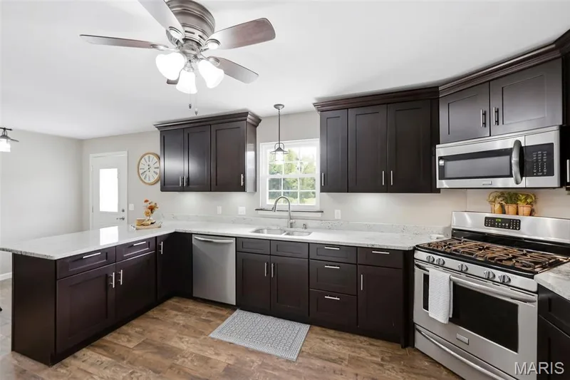 4230 Highway P, Wentzville, MO 63385 — listing photo 21 of 81