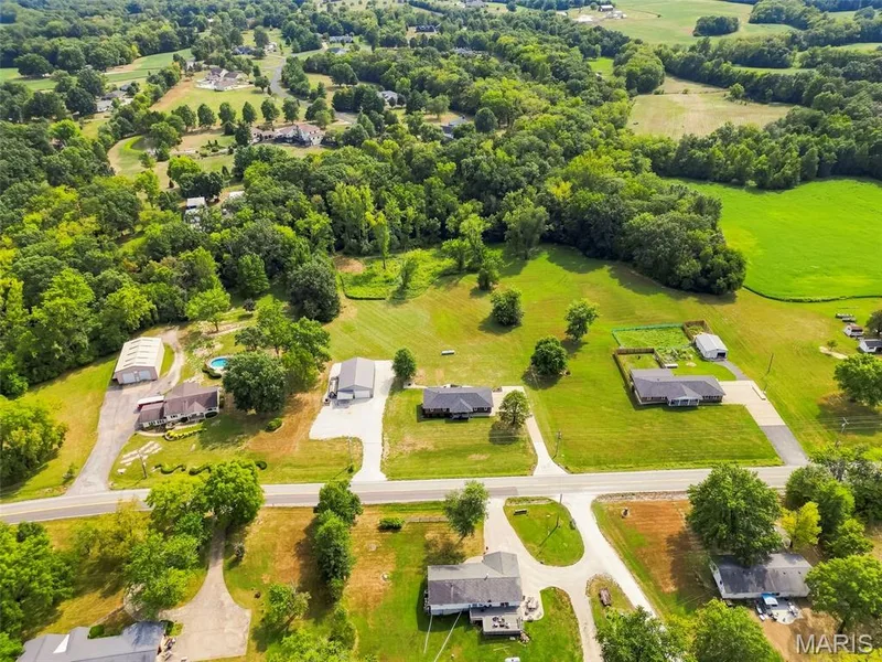 4230 Highway P, Wentzville, MO 63385 — listing photo 75 of 81