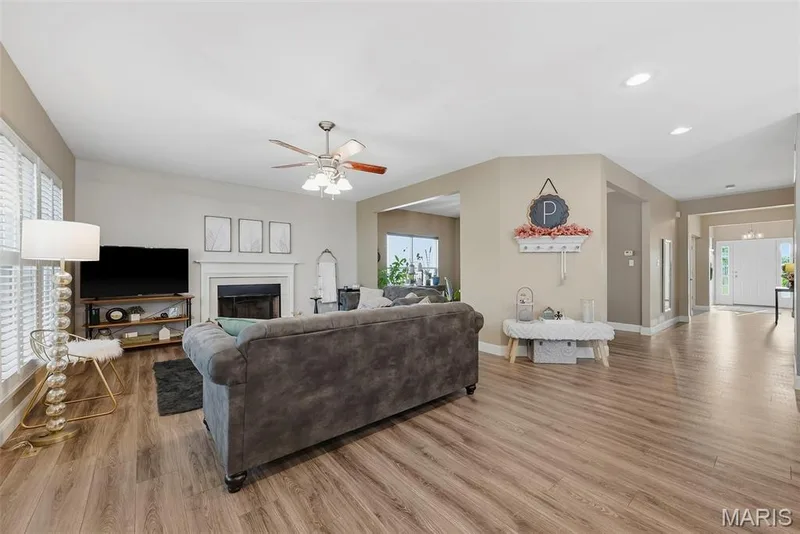 Easy care wood LVP flooring throughout — 513 Country Chase Drive, Lake St. Louis, MO 63367
