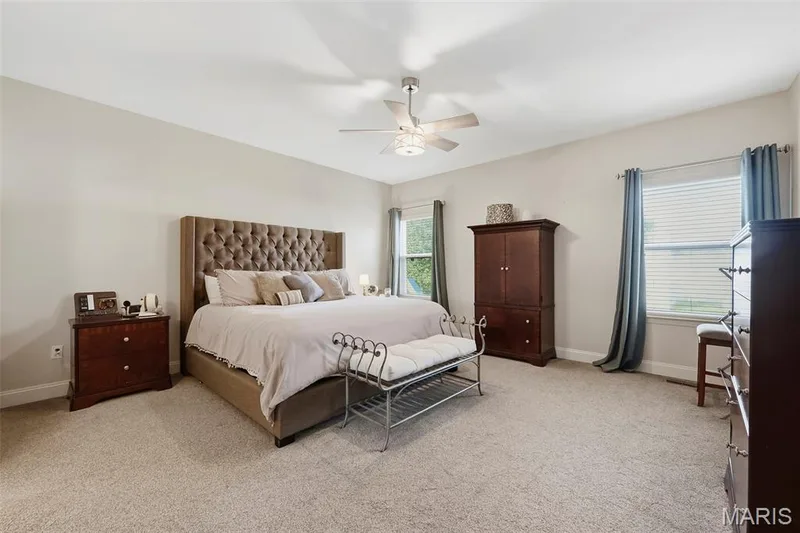 Spacious primary bedroom suite — 513 Country Chase Drive, Lake St. Louis, MO 63367