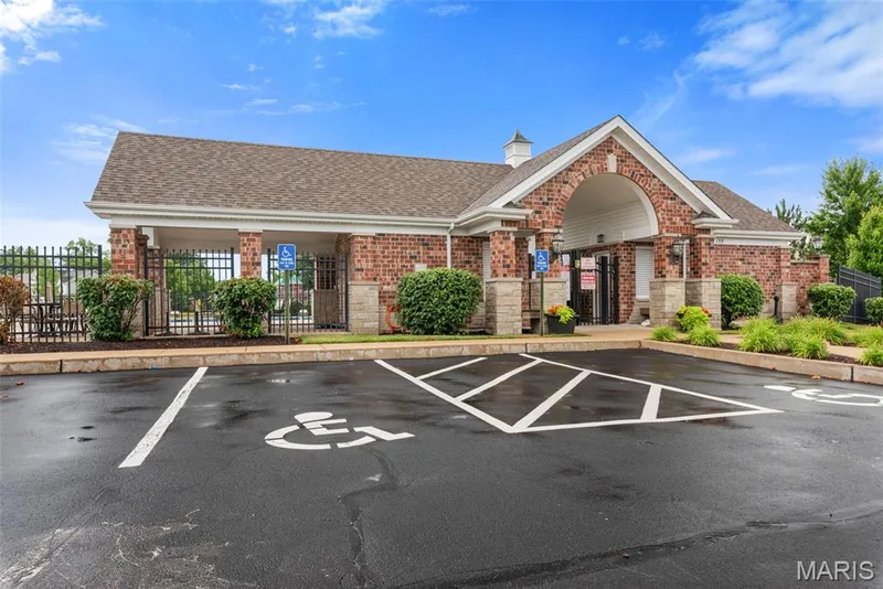 Closeup of clubhouse — 513 Country Chase Drive, Lake St. Louis, MO 63367