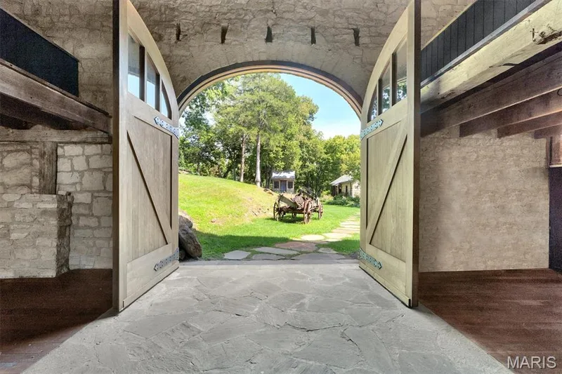 2275 Highway F, Defiance, MO 63341 — listing photo 45 of 55