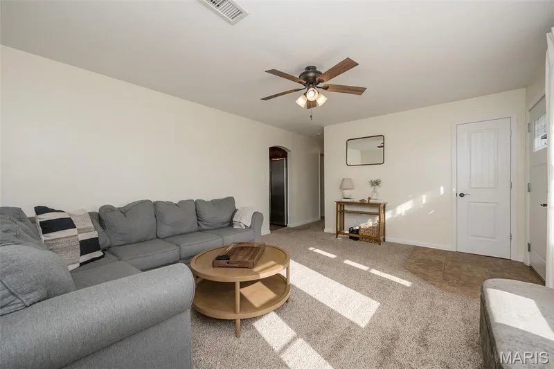 319 Wood Street, O'Fallon, MO 63366 — listing photo 17 of 35