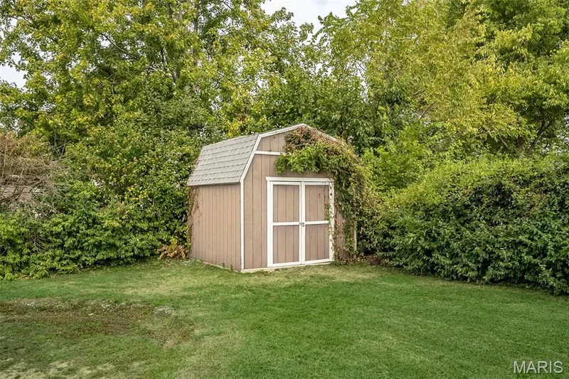 319 Wood Street, O'Fallon, MO 63366 — listing photo 33 of 35