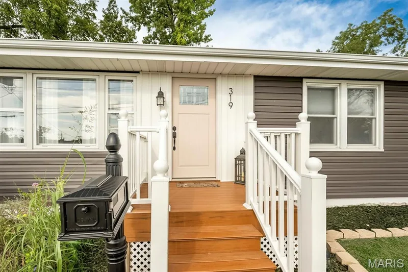 319 Wood Street, O'Fallon, MO 63366 — listing photo 2 of 35