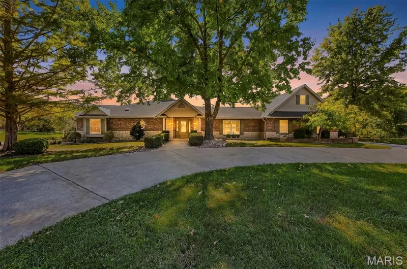 4231 Towers Road, St Charles, MO — listing photo 1