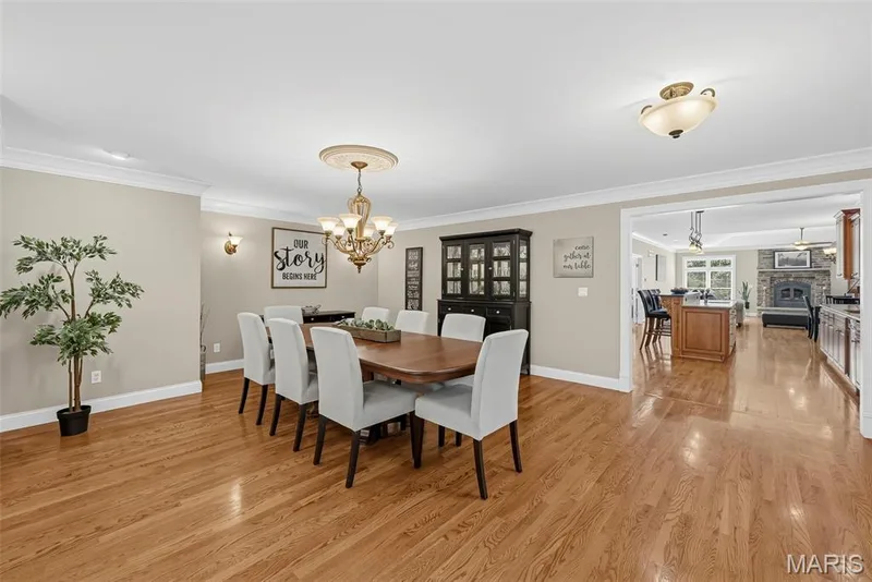 4231 Towers Road, St Charles, MO 63304 — listing photo 4 of 37