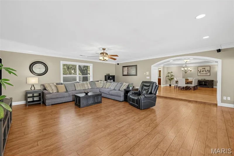 4231 Towers Road, St Charles, MO 63304 — listing photo 9 of 37