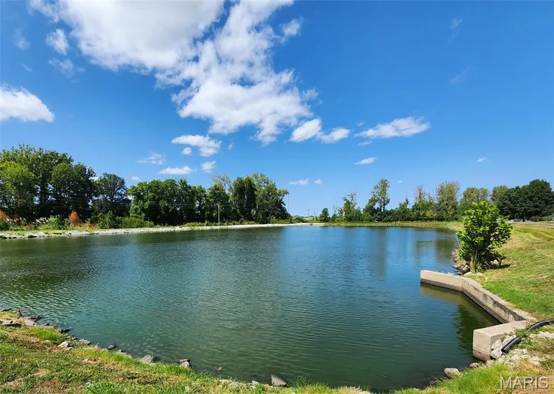Meadow Ridge Pond &amp; Walking Path! — 1278 Stephenridge Drive, St Charles, MO 63304