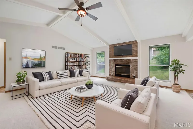 Virtual Staging! — 1278 Stephenridge Drive, St Charles, MO 63304