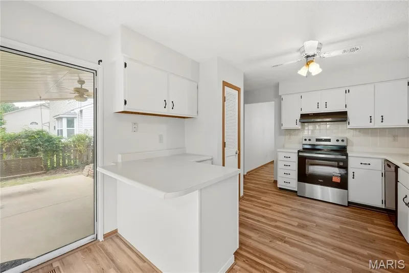 Counter Seating and Tile Backsplash! — 1278 Stephenridge Drive, St Charles, MO 63304