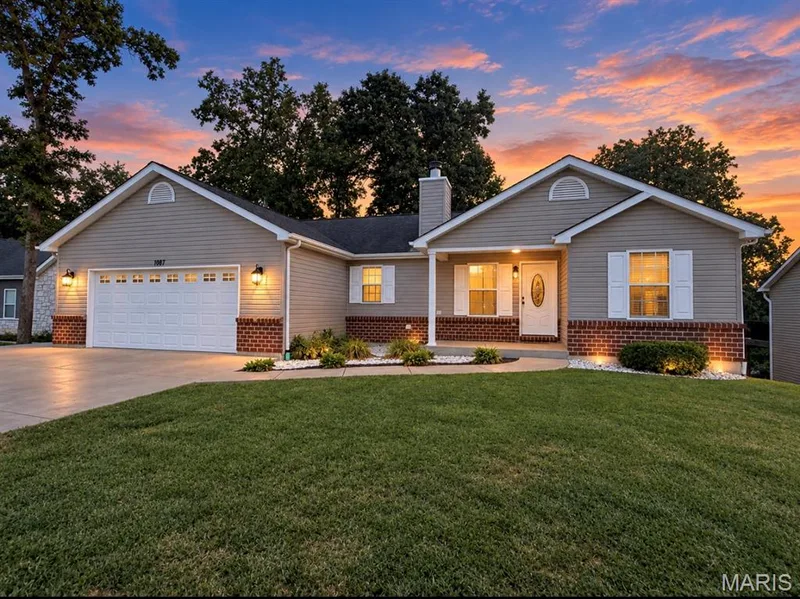 10904 Mahogany Drive, Foristell, MO 63348 — listing photo 1 of 28