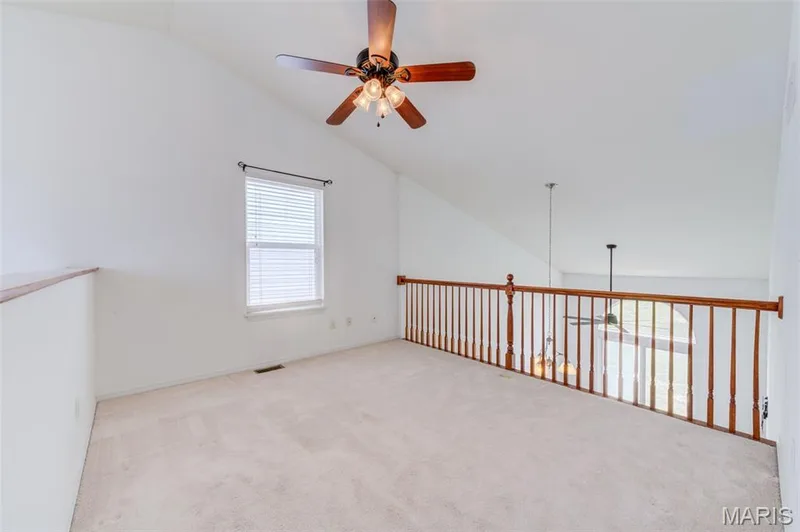 A Great Space to Work or Chill! — 10 W Homefield Point Court, O'Fallon, MO 63366