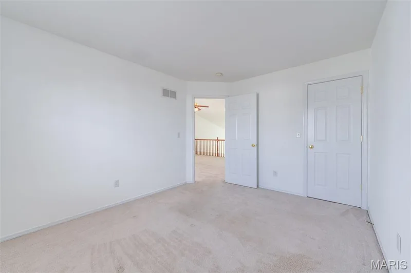 With Walk-In Closet! — 10 W Homefield Point Court, O'Fallon, MO 63366