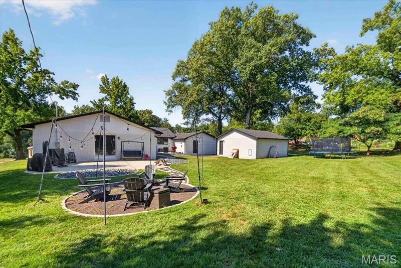 14391 Ladue Road, Chesterfield, MO 63017 — listing photo 42 of 43