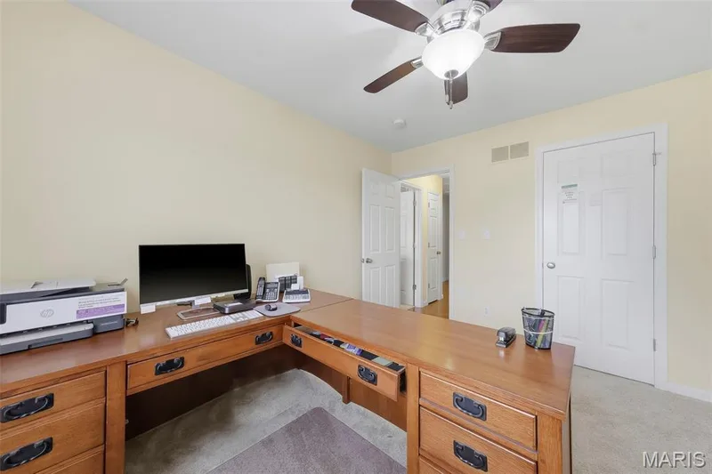 279 Sonnet Circle, Wentzville, MO 63385 — listing photo 13 of 50