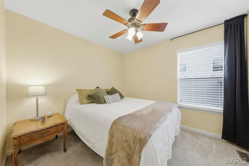 279 Sonnet Circle, Wentzville, MO 63385 — listing photo 16 of 50