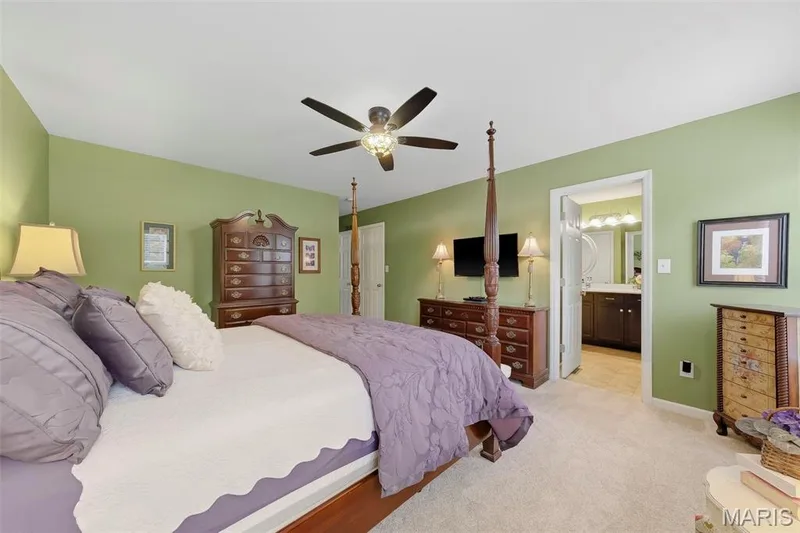 279 Sonnet Circle, Wentzville, MO 63385 — listing photo 21 of 50