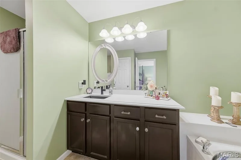 279 Sonnet Circle, Wentzville, MO 63385 — listing photo 25 of 50