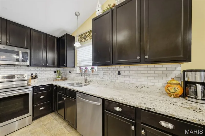 279 Sonnet Circle, Wentzville, MO 63385 — listing photo 31 of 50