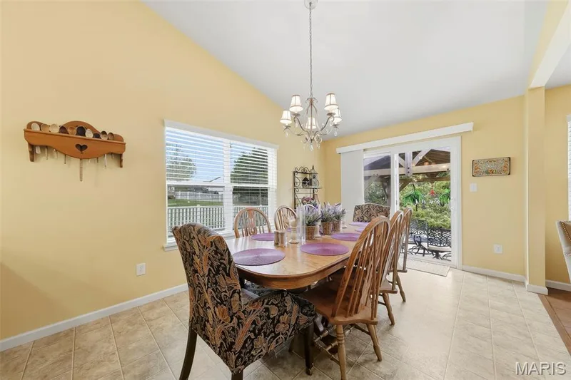 279 Sonnet Circle, Wentzville, MO 63385 — listing photo 33 of 50