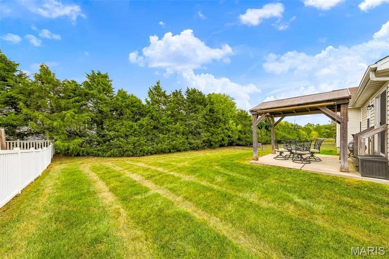 279 Sonnet Circle, Wentzville, MO 63385 — listing photo 42 of 50