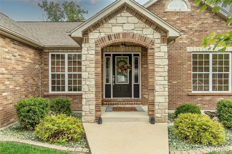 10495 Walnut Lane, Foristell, MO 63348 — listing photo 4 of 10