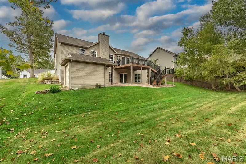 Walkout partially finished Lower Level home in Incline Village — 10495 Walnut Lane, Foristell, MO 63348