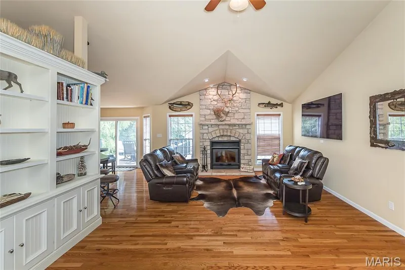 10495 Walnut Lane, Foristell, MO 63348 — listing photo 10 of 84